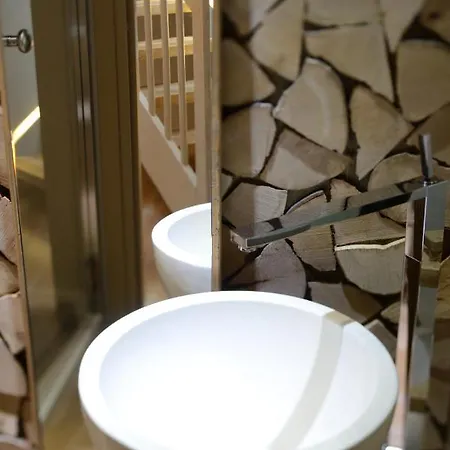 Vecchia Stazione Mountain Elegance